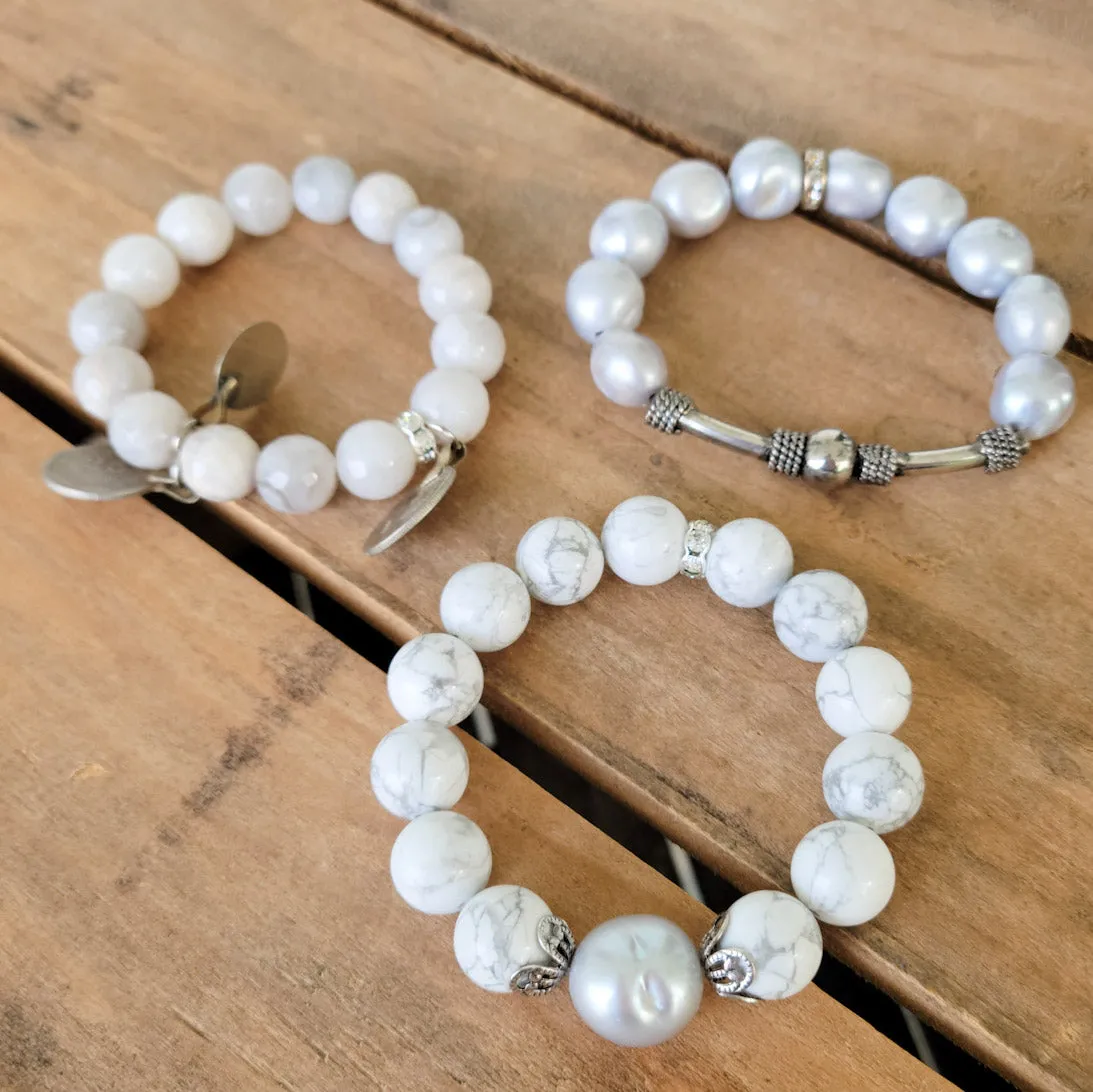 { Vintage White }