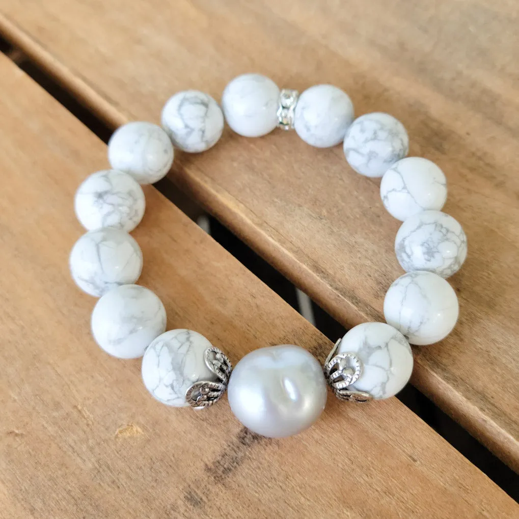 { Vintage White }