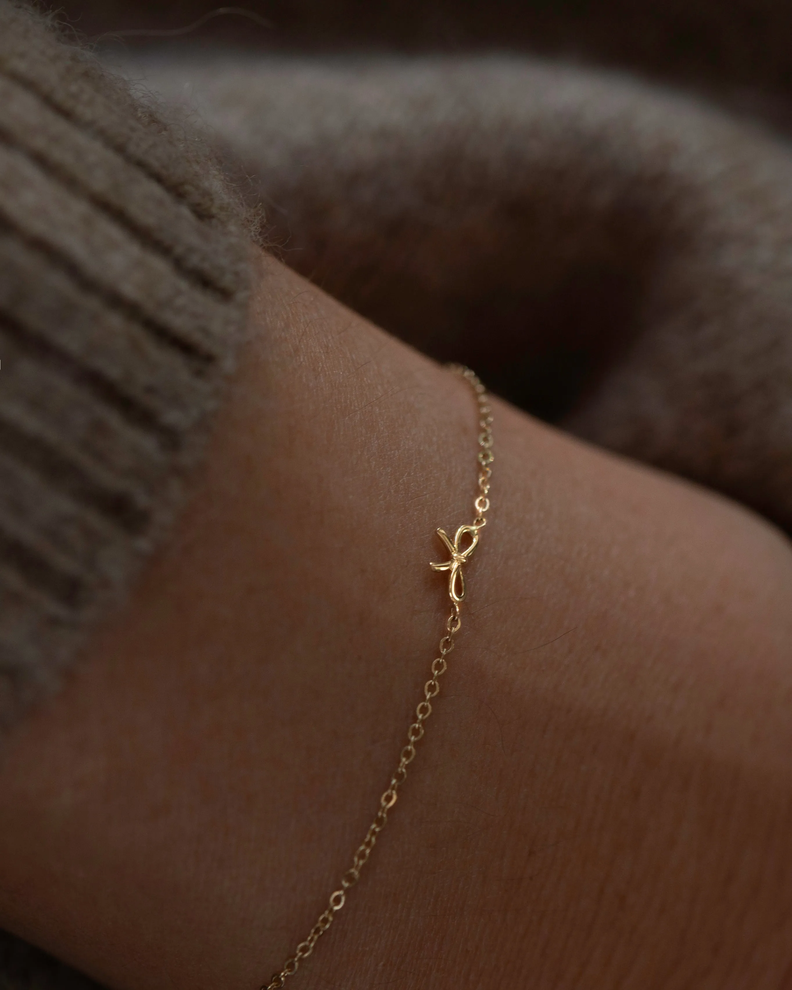 14k Mini Bow Bracelet