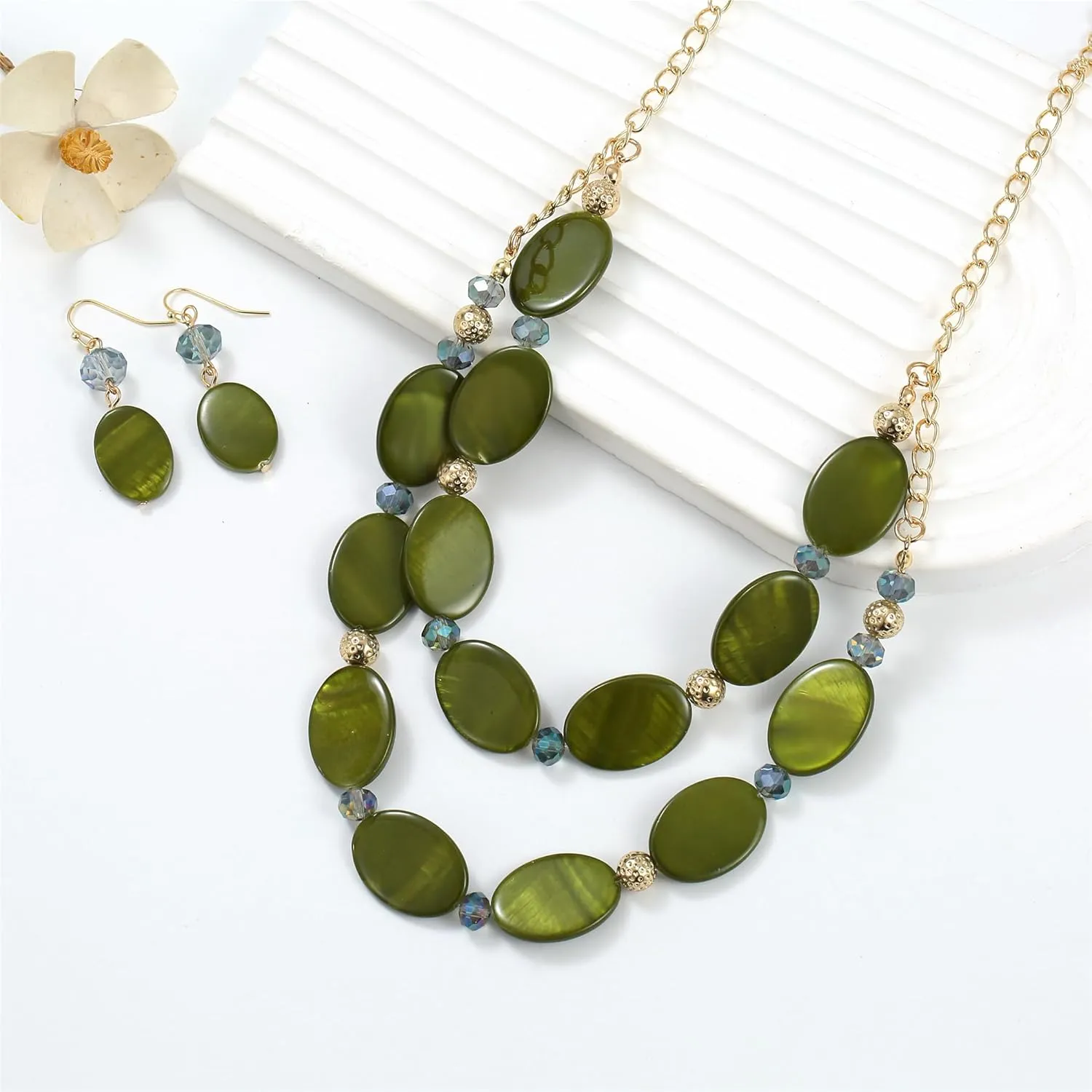 2 Layered Chunky Beaded Shell Necklace for Women Sea Shell blue/yellow/red/green/turquoise/teal/white Statement Necklace and Earring Set Elegant Women Necklace Set Jewelry Sets for Women