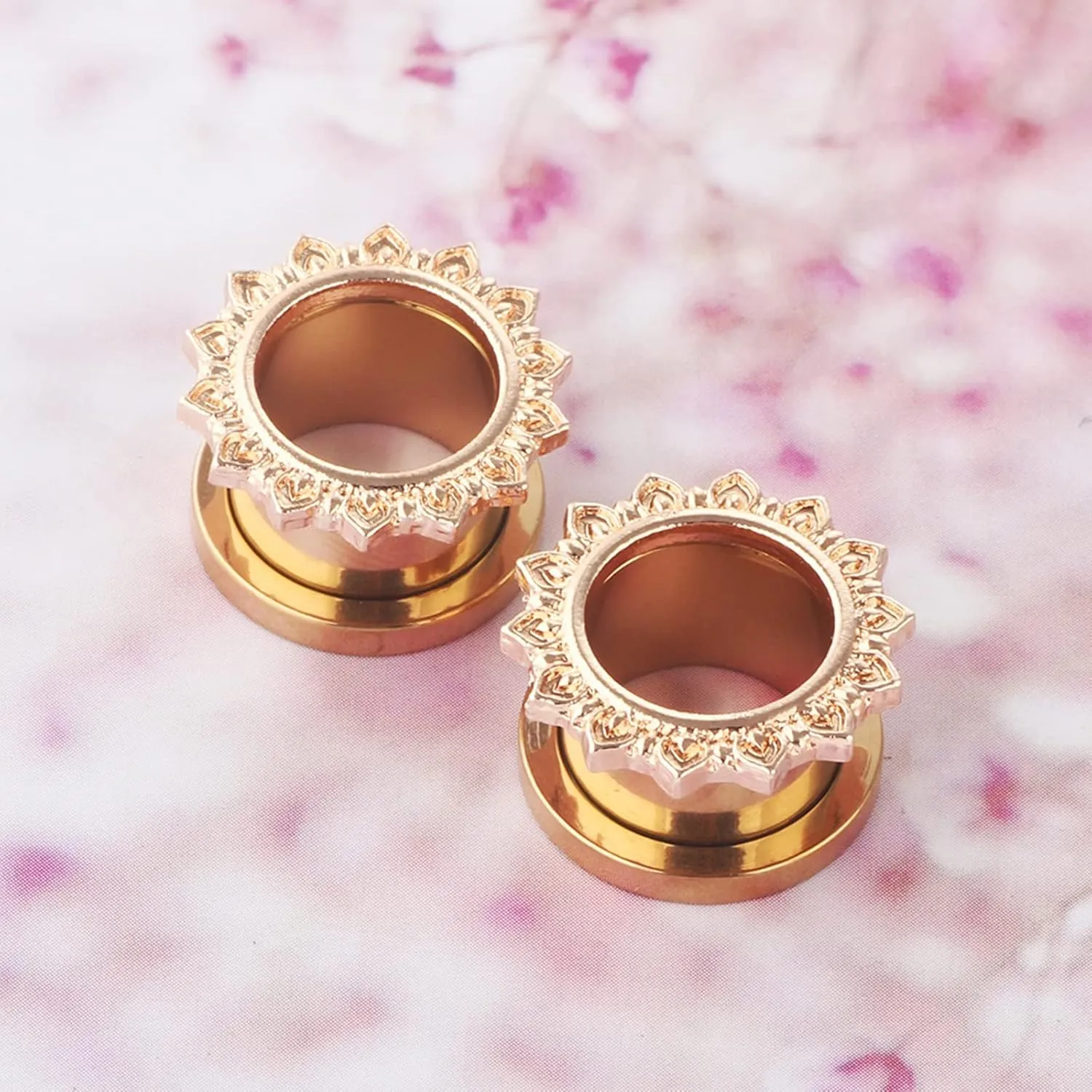 2PCS Mens Womens Gauges for Ears Unique, Ear Piercing Jewelry Stainless Steel for Mens Womens with Flower Edge