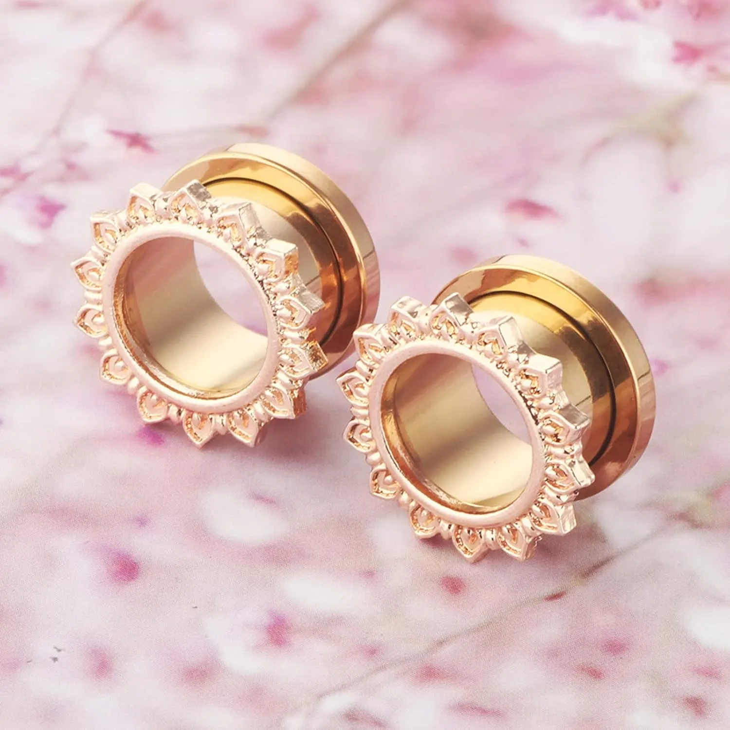 2PCS Mens Womens Gauges for Ears Unique, Ear Piercing Jewelry Stainless Steel for Mens Womens with Flower Edge
