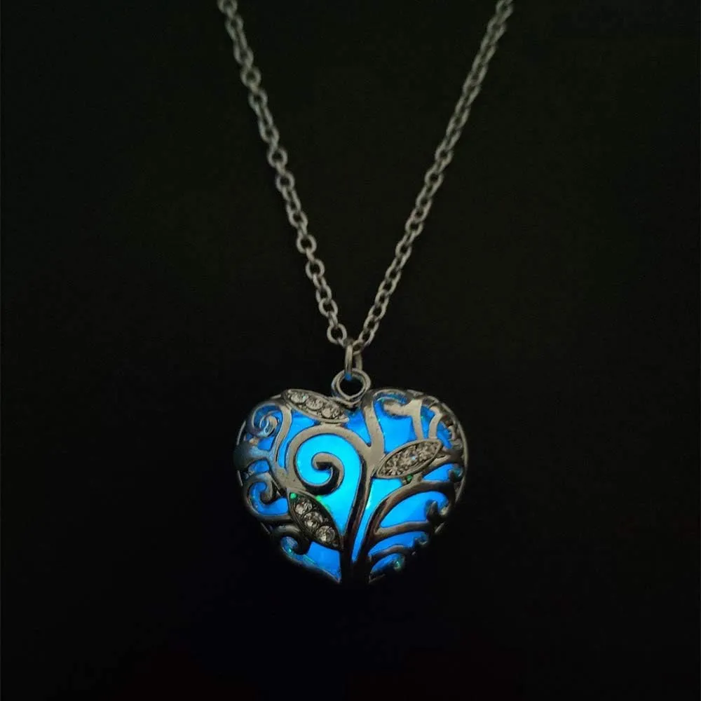 Aimimier Luminous Heart Necklace Halloween Fluorescent Stone Necklace Glow in The Dark Accessories for Women