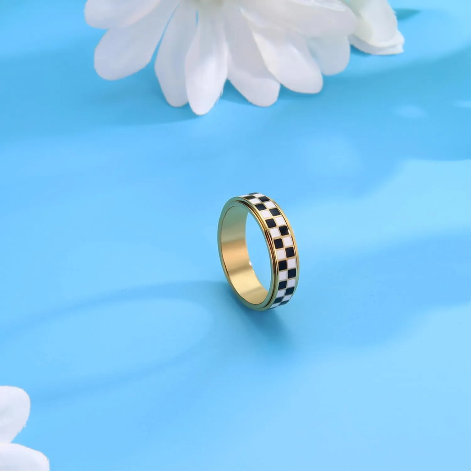 AmorArtSky Checkered Fidget Ring for Adults - 18K Gold Plated Stainless Steel Rotating Spinner Jewelry, Anxiety & Stress Relief Gift for Women/Men (Black and White Pattern)