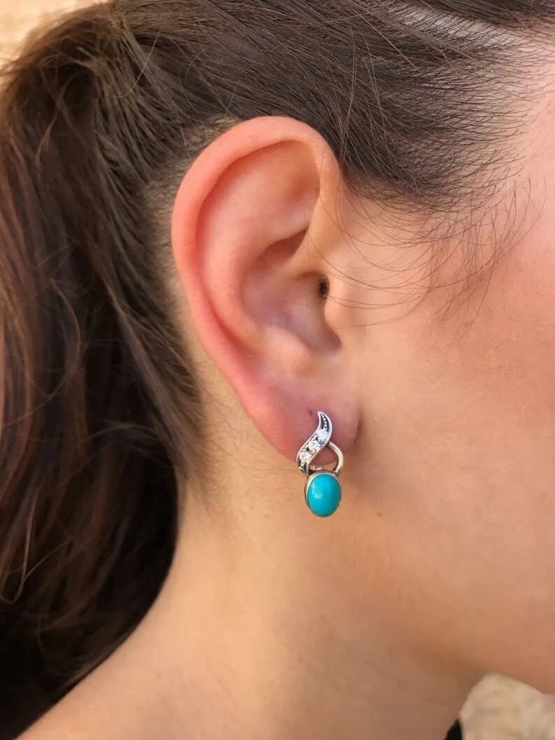 Classy Moonstone Earrings - Natural Rainbow Moonstone - Vintage Drop Earrings