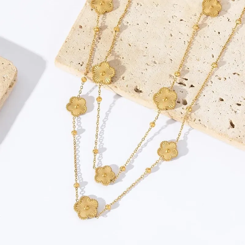Clover Jewelry Set 18K Gold Plated Stainless Steel Necklace with Flower Design Four leaf clover for Women, Elegant Four Leaf Clover Necklace Floral Style Jewelry