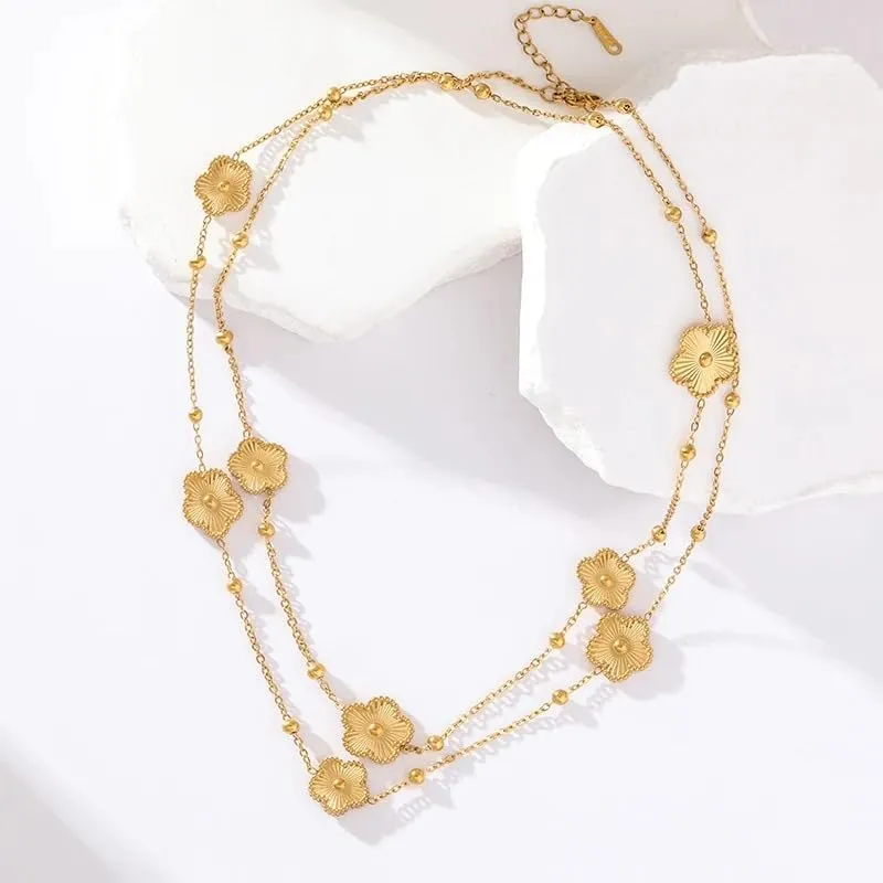 Clover Jewelry Set 18K Gold Plated Stainless Steel Necklace with Flower Design Four leaf clover for Women, Elegant Four Leaf Clover Necklace Floral Style Jewelry