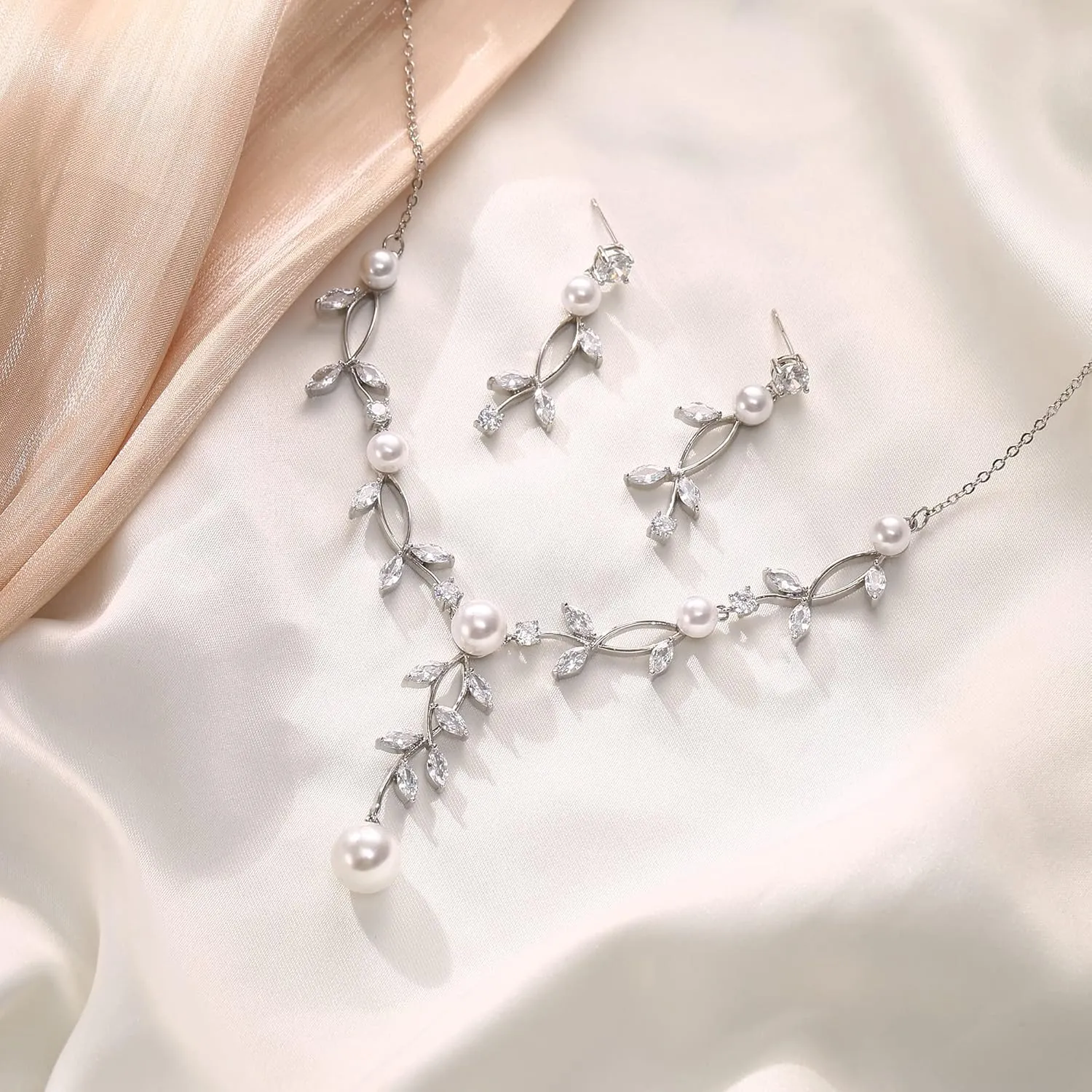 Crysdue Floral Bridal Jewelry for Wedding, Cubic Zirconia Wedding Jewelry Set for Bride Bridesmaid, Elegant Simulated Pearl Cluster Necklace Earrings Set for Wedding Prom Party
