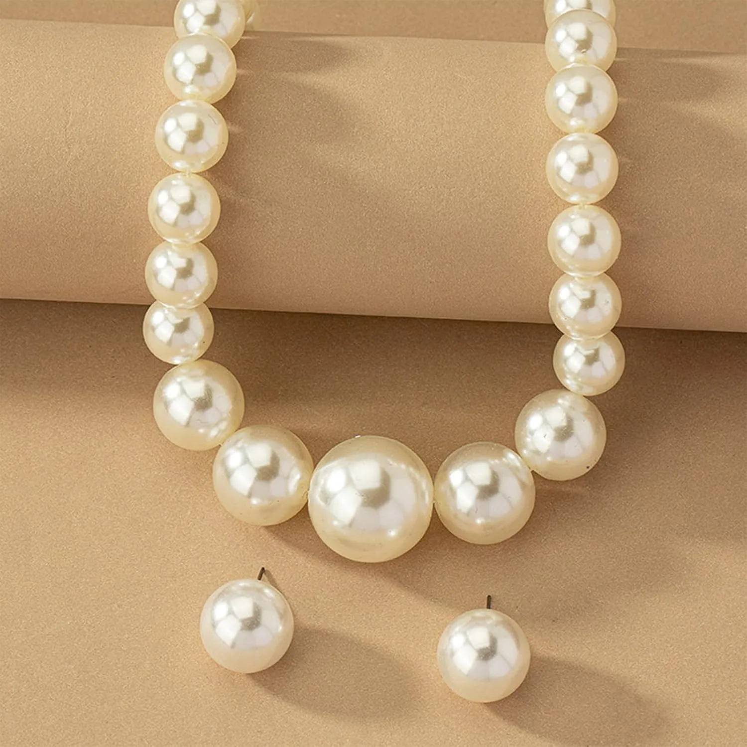 Dcfywl731 Pearl Jewelry Set for Women Pearls Necklace and Earring Set Chunky Pearl Necklaces for Women Prom Jewelry Big Pearls Charm Choker Wedding Jewelry Sets for Brides