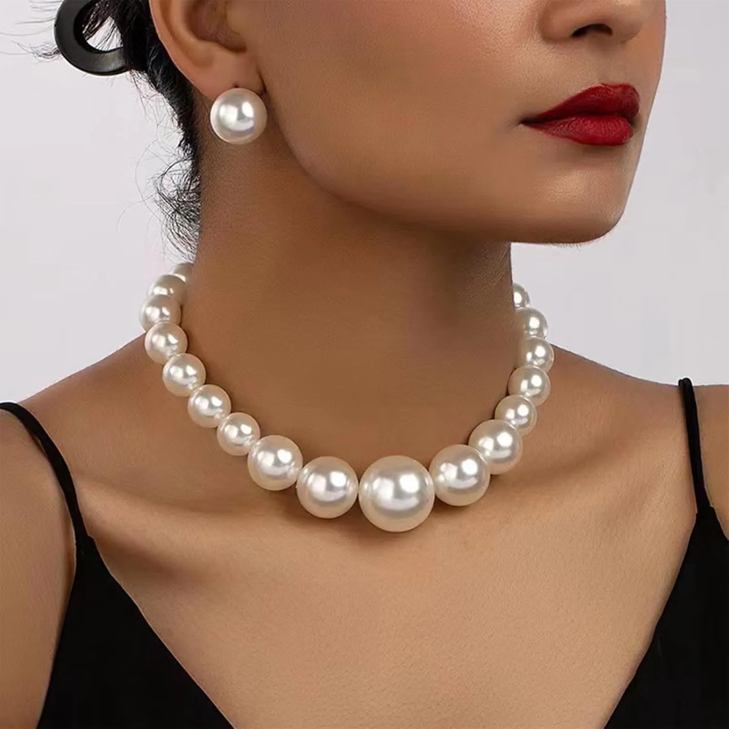 Dcfywl731 Pearl Jewelry Set for Women Pearls Necklace and Earring Set Chunky Pearl Necklaces for Women Prom Jewelry Big Pearls Charm Choker Wedding Jewelry Sets for Brides