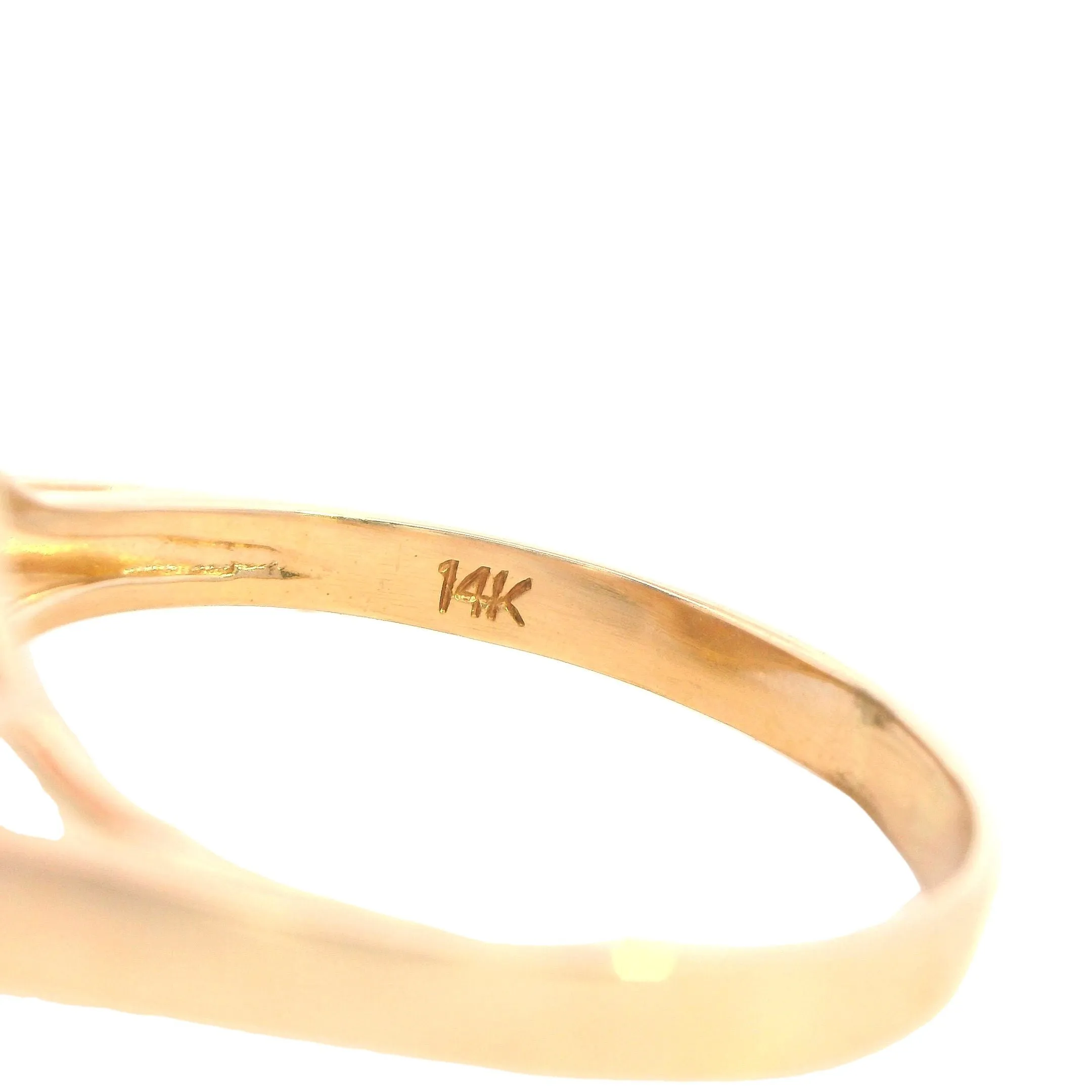 Elegant 14K Yellow Gold Opal Ring - Radiant and Refined