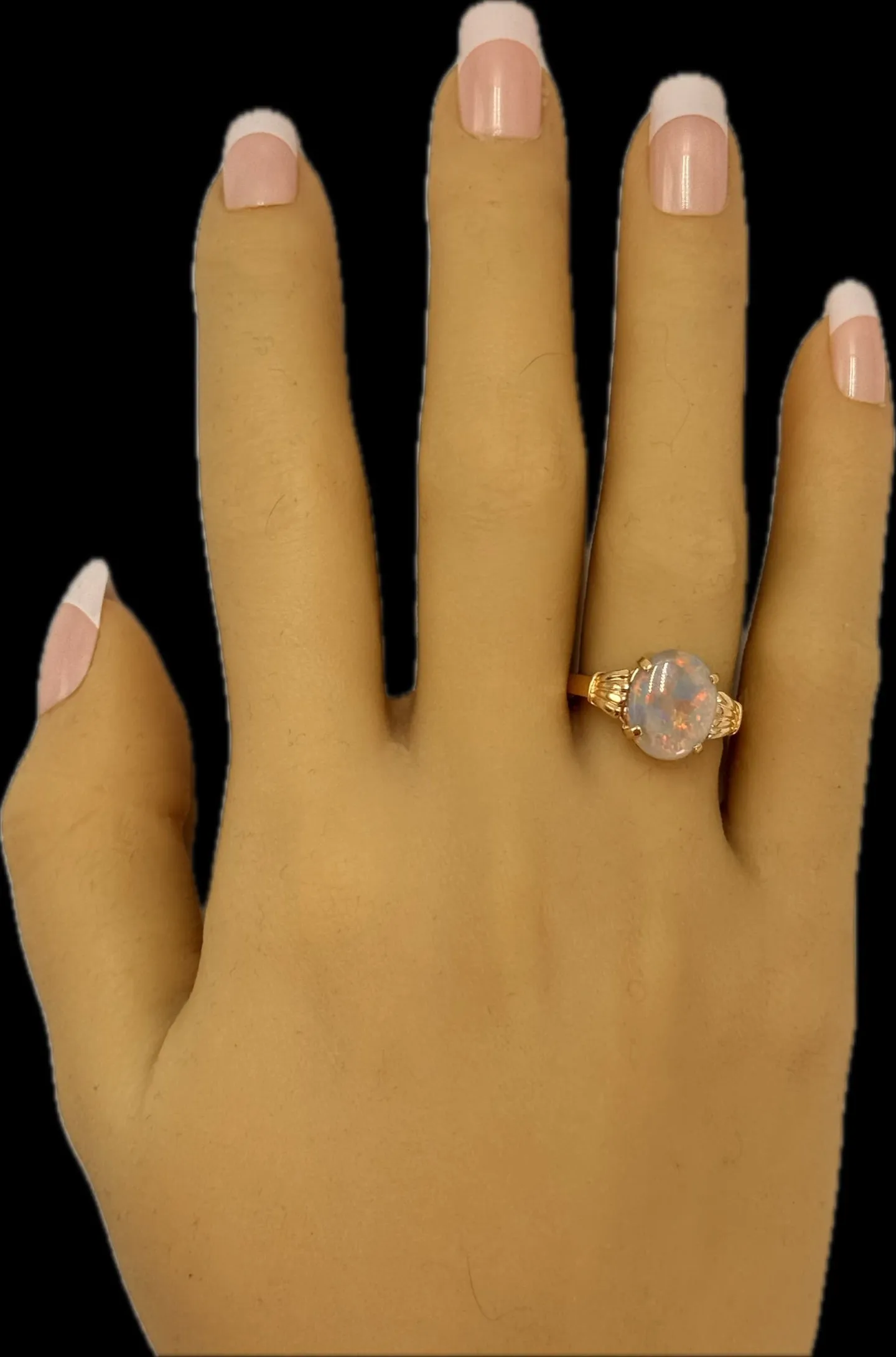 Elegant 14K Yellow Gold Opal Ring - Radiant and Refined