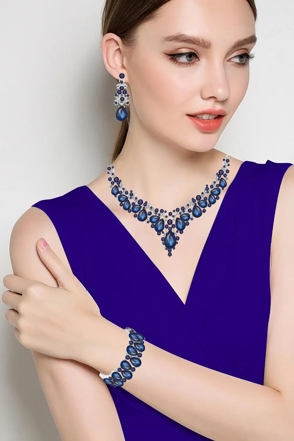 Elegant Bridal Wedding Jewelry Set for Women/Brides/Bridesmaids Teardrop Crystal Leaf Cluster Jewelry Set for Wedding Prom Party Bridal Bridesmaids Rhinestone Crystal Necklace Earrings Bracelet Set
