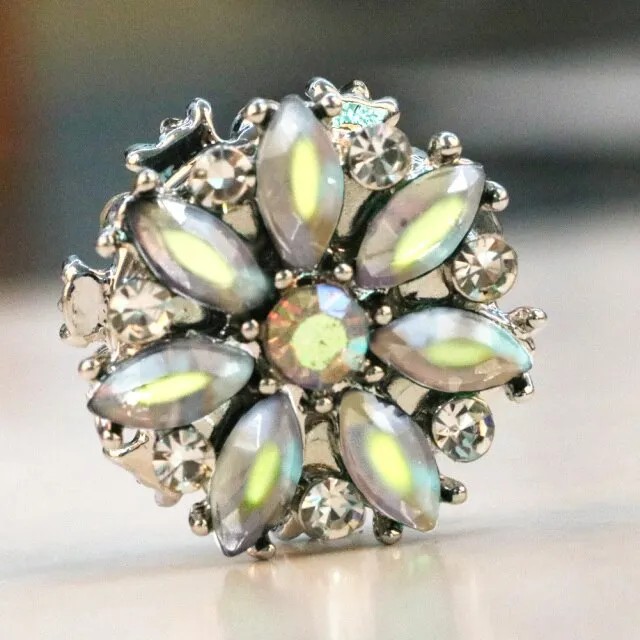 Fashion Rhinestones Flower Magnetic Hijab Scarf Magnet Pin