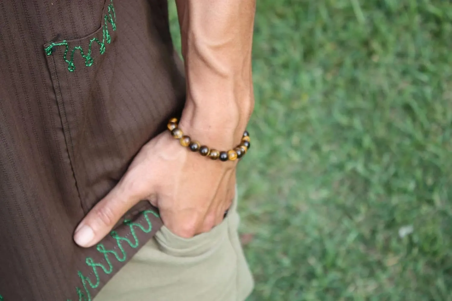 Gemstone Beaded Healing Crystal Yellow Tiger Eye Mens Bracelet for Protection Motivation Fashion Accessory Bracelet For Women Feng Shui Energy Jewelry