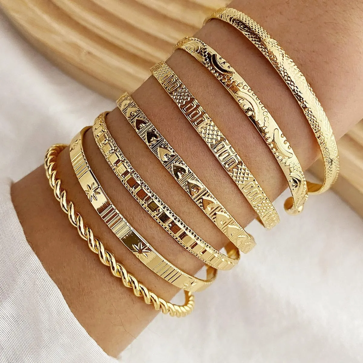 Gold Bracelet Stack for Women Girls Bangle Cuff Stackable Bracelets Trendy Jewelry Set Gold Silver Plated Adjustable Arm Cuff Bracelets Gift for Her