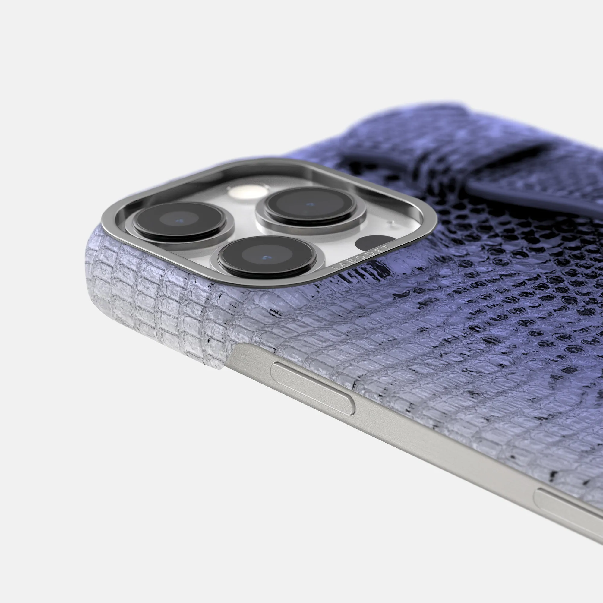 Handle Case For iPhone 16 Pro In Himalayan Lizard