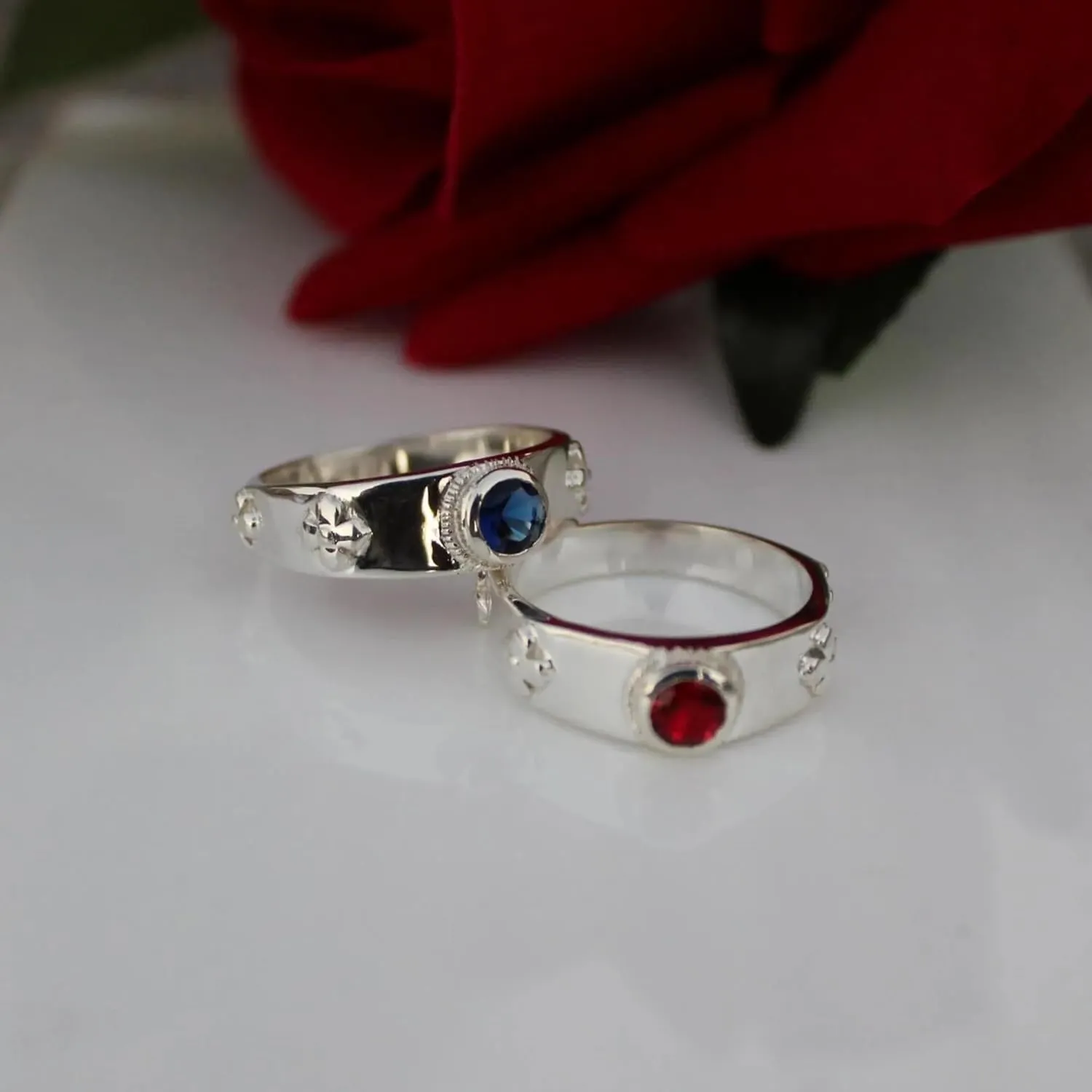 Handmade Couple Moving Castle Silver Rings Red and Blue Gem Accessories Gift for Women And Men