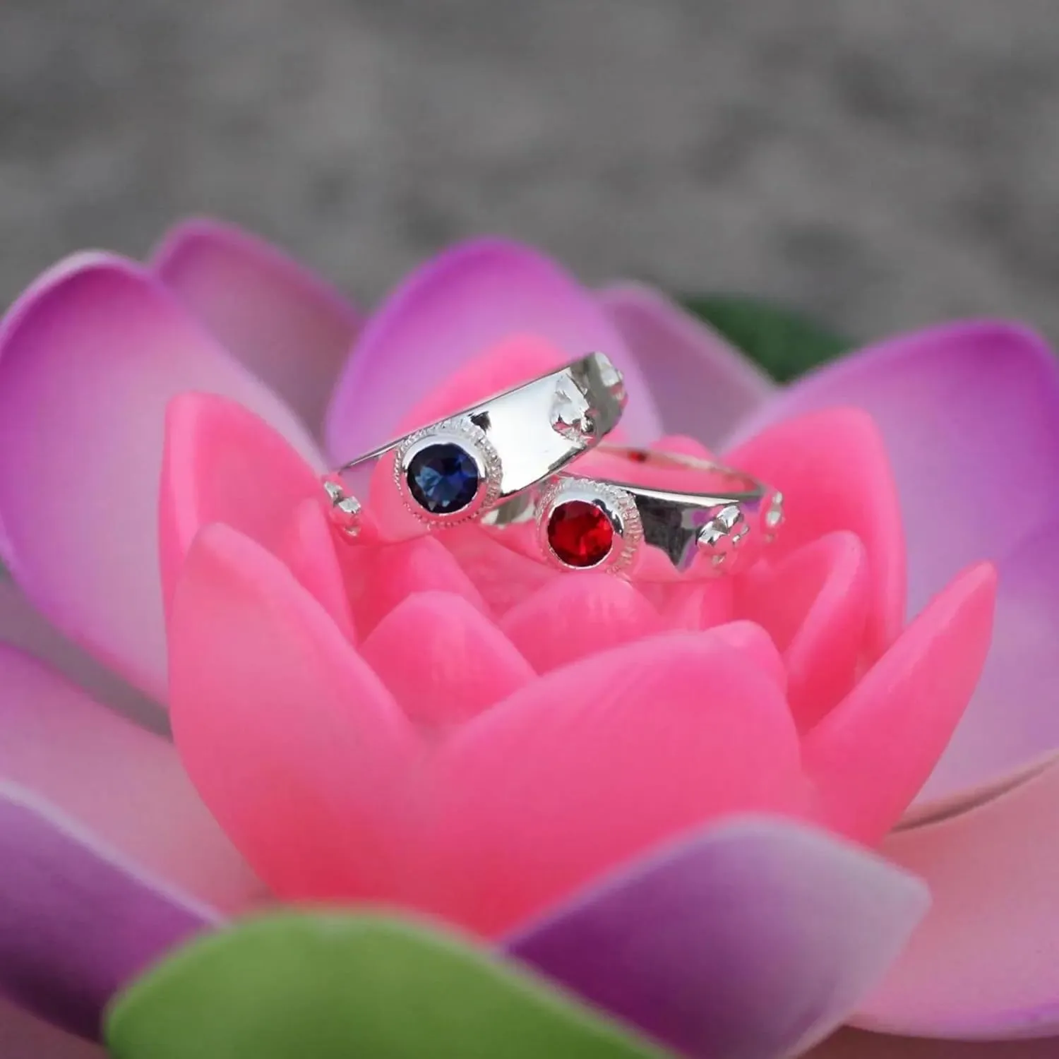 Handmade Couple Moving Castle Silver Rings Red and Blue Gem Accessories Gift for Women And Men