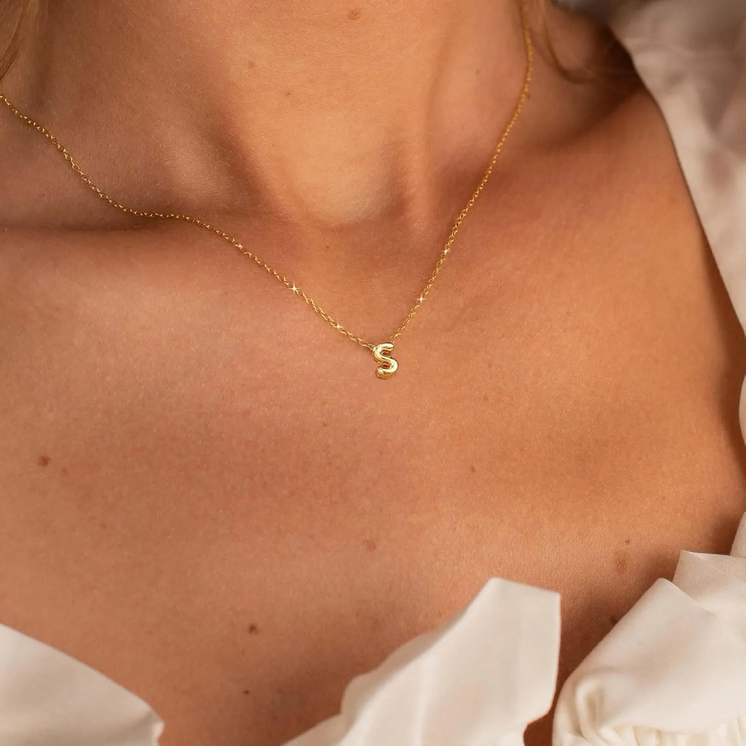 Initial Necklaces for Women Bubble Gold Silver Letter Necklace Dainty Personalized Charm Pendant Name Necklace Cute Non Tarnish Fashion Accessories Teen Gift Trendy Stuff Jewelry Gifts
