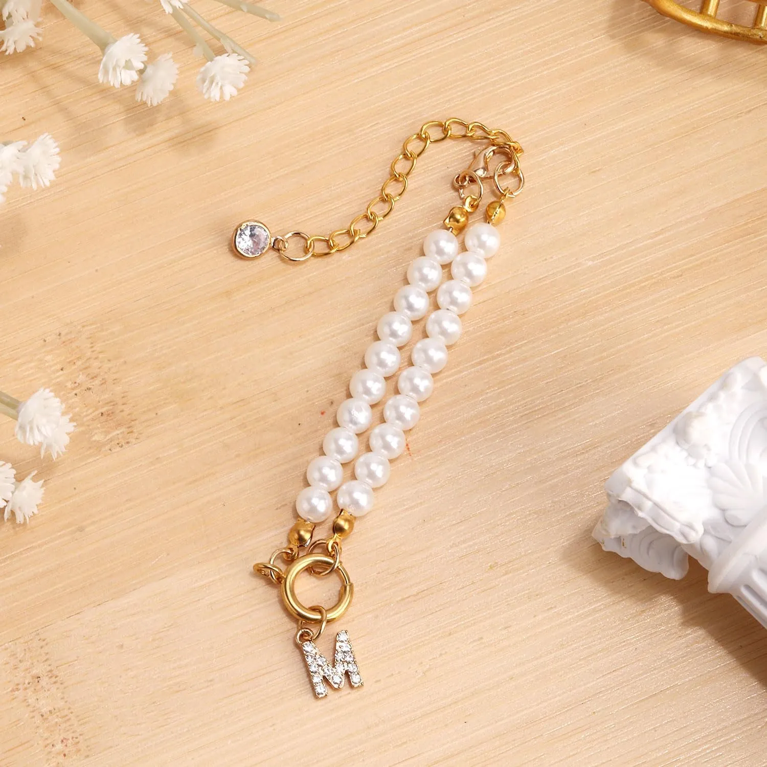 Initial Pearl Bracelets, Fashion Gold Alphabet Pearl Bracelet Dainty Rhinestones Letter Bracelet for Women Letter Pearl Jewelry Gift for Women