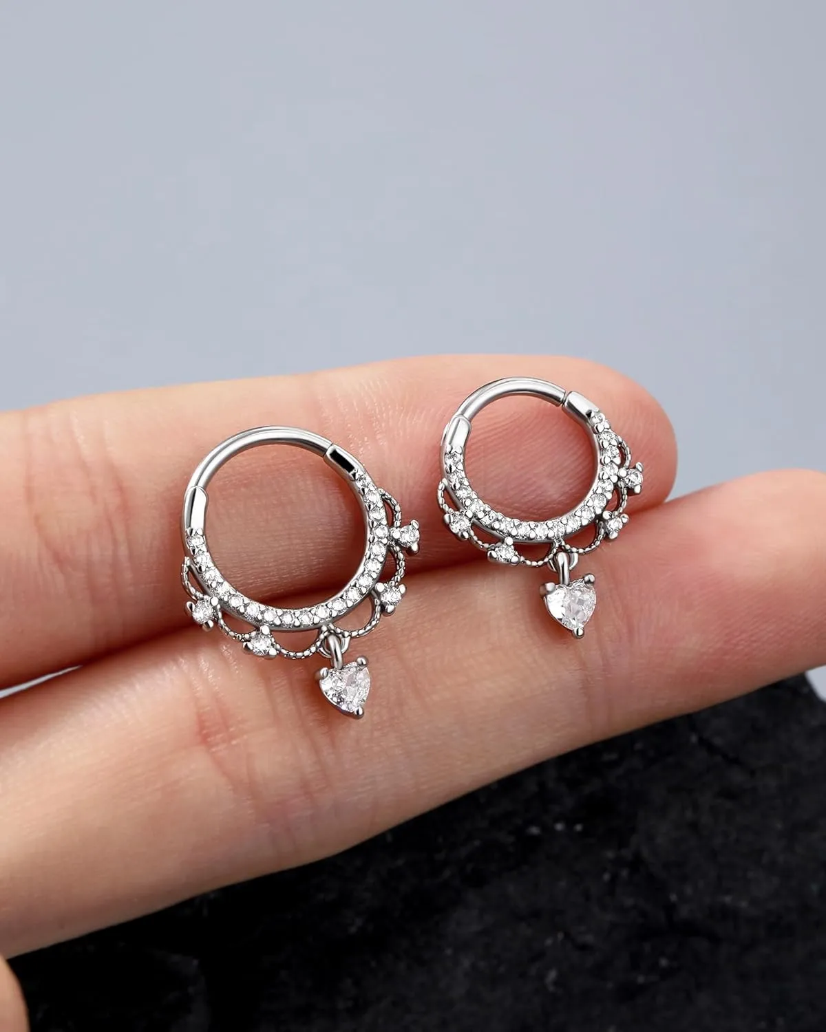 Jewseen 16g Cartilage Hoop Earrings Heart Dangle Septum Rings Septum Jewelry Cubic Zirconia Septum Hoop for Women Men