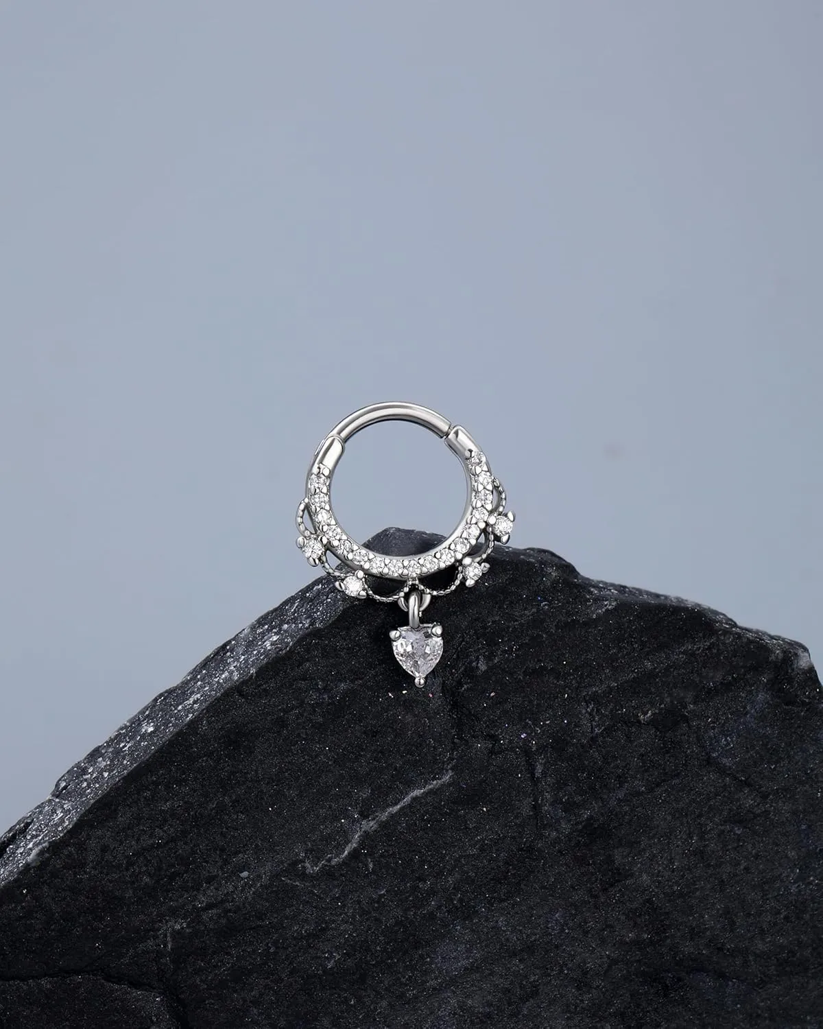Jewseen 16g Cartilage Hoop Earrings Heart Dangle Septum Rings Septum Jewelry Cubic Zirconia Septum Hoop for Women Men