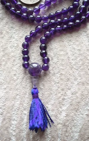 Natural Amethyst 8mm 108 Mala Beads, Spiritual, Meditation Beads, Reiki, Japa Mala, Buddhist Prayer Beads, Yoga Bracelet, healing beads LKMALA-RRGU-1795