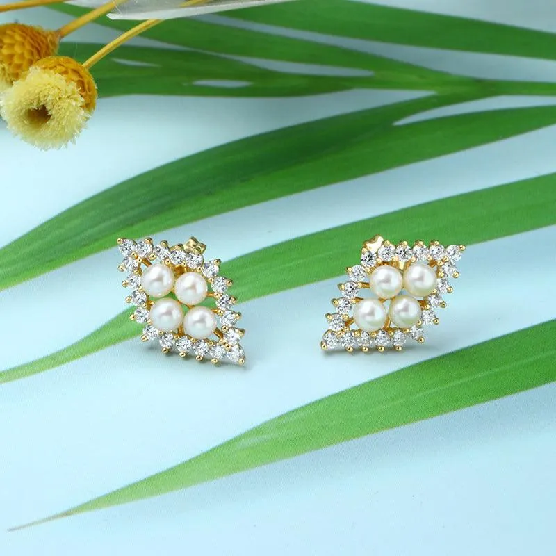 New Women's Natural Pearl Earrings