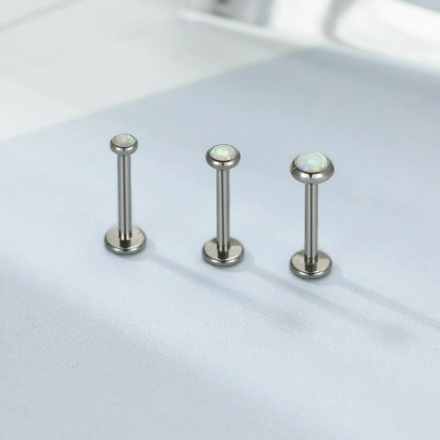 PEAKLINK 3PCS Opal Labret Studs 16G Lip Rings G23 Titanium Tragus Conch Earring Internally Threaded Labret Jewelry Cartilage Helix Piercing Medusa Medusa Jewelry 6/8/10mm