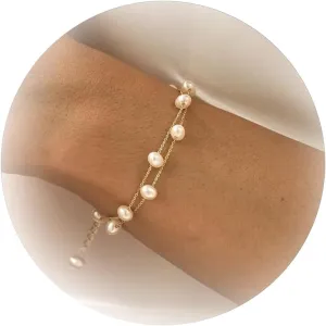 Pearl Bracelets for Women Trendy 18k Gold Plated Bracelets Layered Gold Pearl Bracelets Adjustable Pearls Chain Bracelets Dainty Gold and Pearl Bracelets Pearl Jewelry Gift for Her