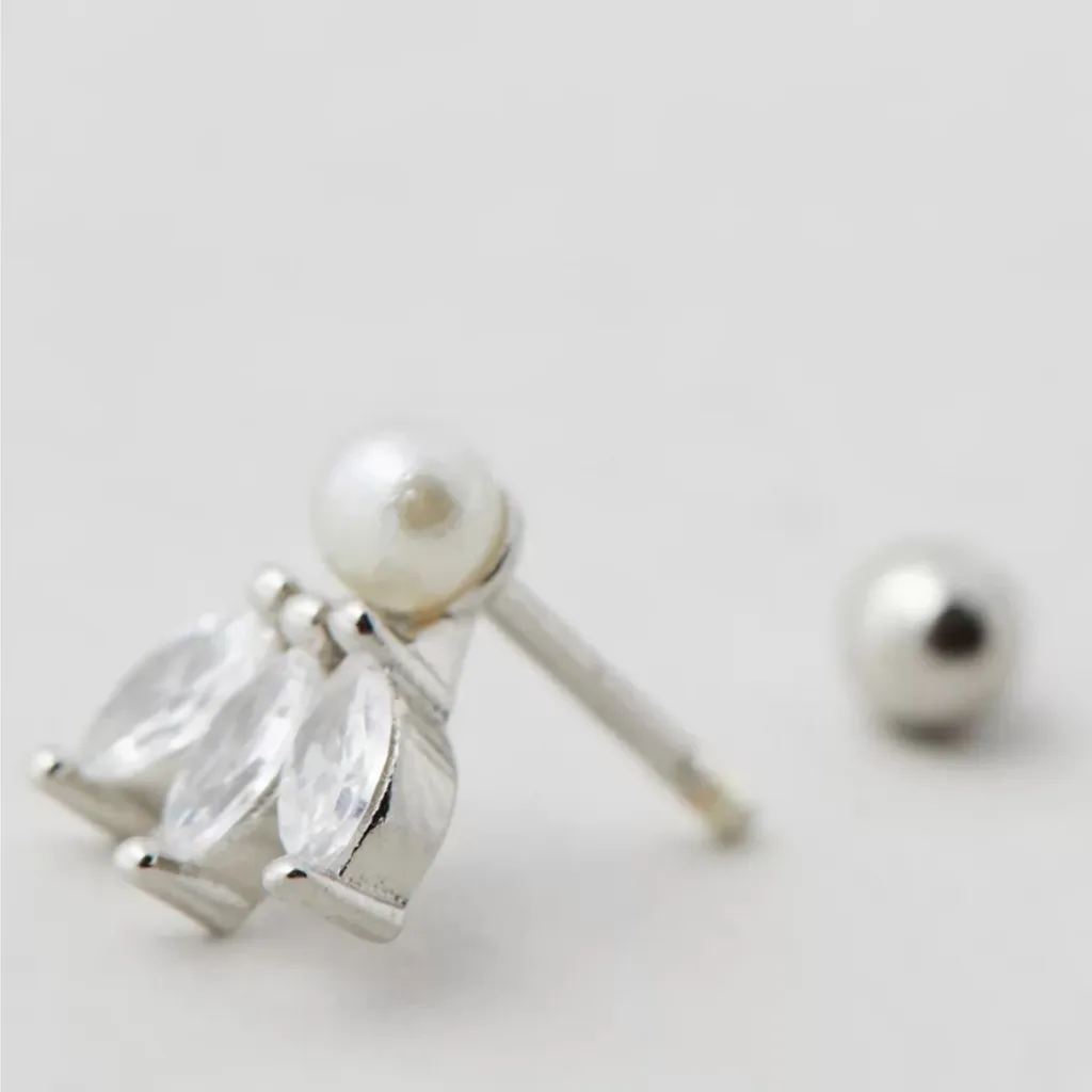 Pearl CZ Stud Silver