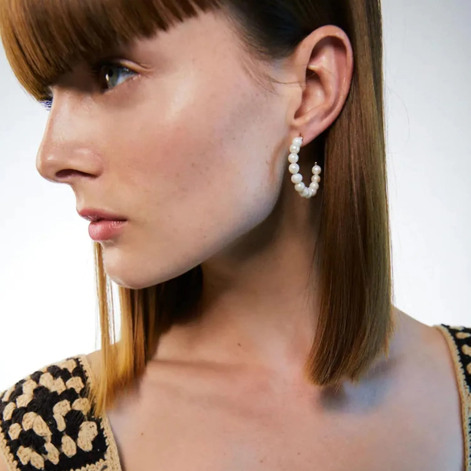 Pearl Hoop Earrings for Women Small Pearl Hoop Earrings Gold Plated Lightweight Open Large Circle Round Pearl Earrings Jewelry Birthday Gift for Women