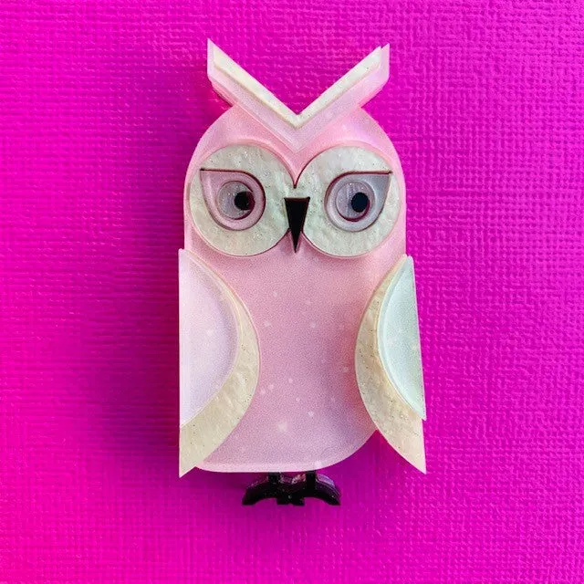Remy the great horned owl - Brooch
