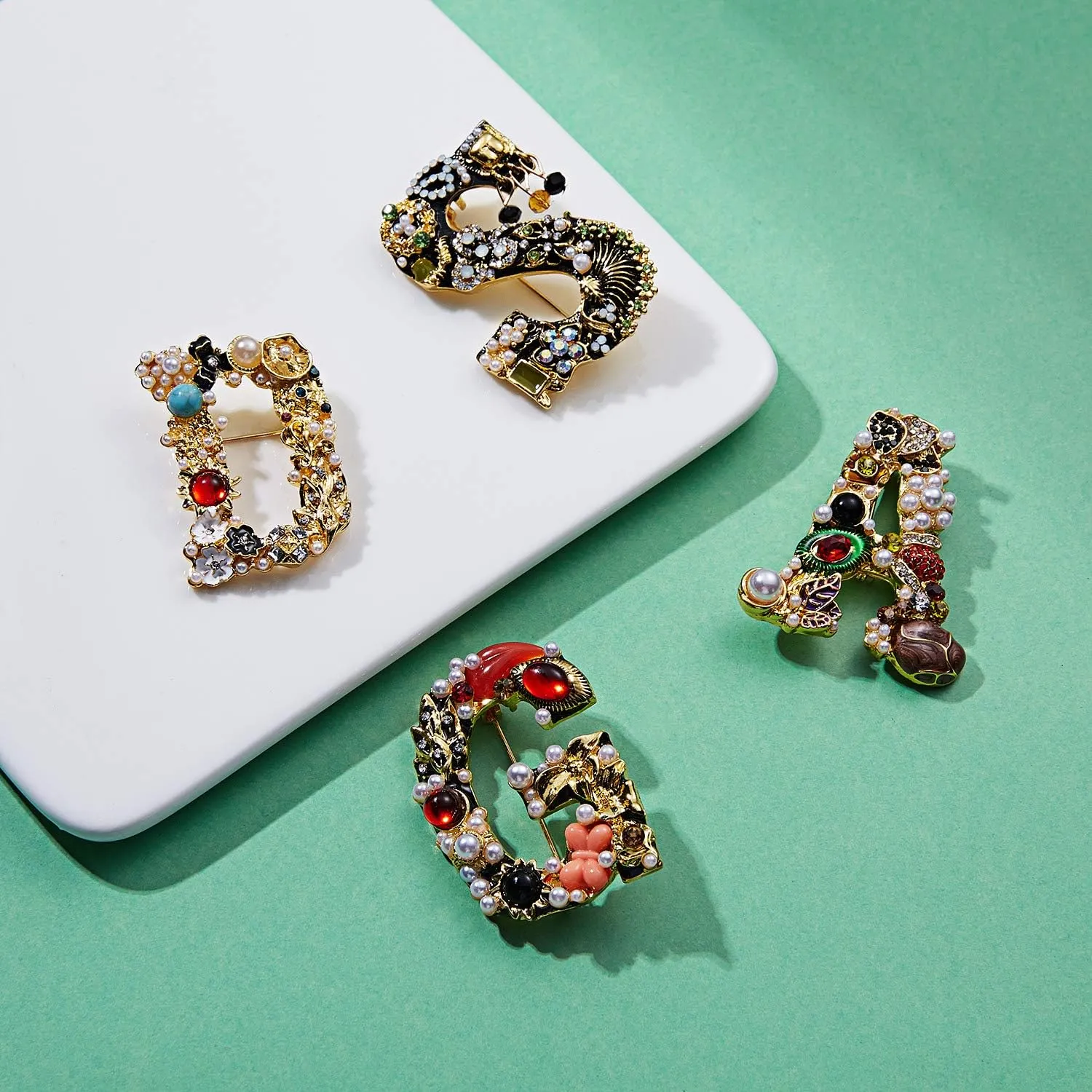 RINHOO Pearl Initial Brooch Pin Crystal A-Z 26 Alphabet Letters Brooch Colorful Enamel Breastpin Pin Jewelry for Women Gifts