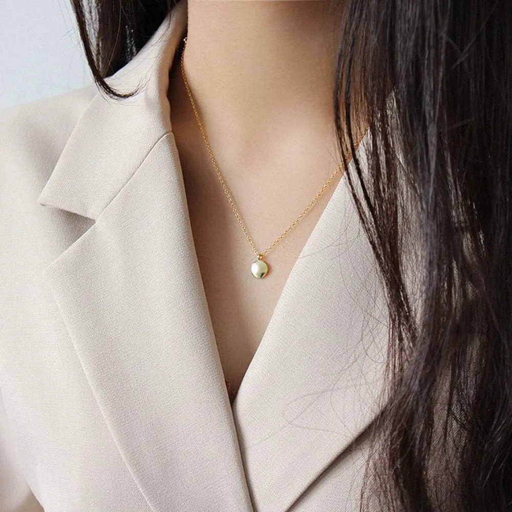 Round Gold Coin Pendant Necklace for Women Girls 925 Sterling Silver 18K Gold Plated Simple Small Full Moon Minimalist Geometric Disk Circle Chain Delicate Choker Jewelry BFF Fashion Gifts Box