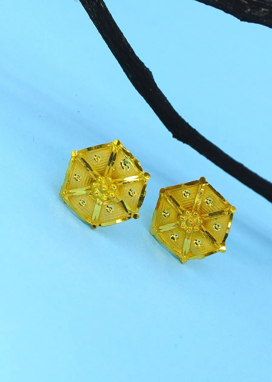 TRIANGLE STUDS EARRINGS