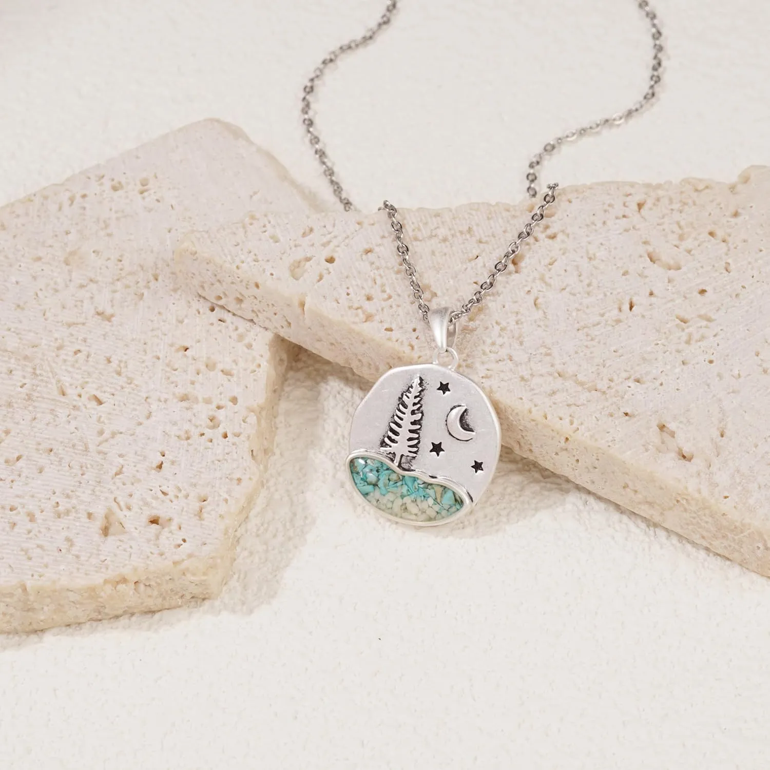 Turquoise Necklace for Women Silver Plated Dainty Cute Pine Tree Mountain Bear Moose Pendant Necklace Vintage Western Turquoise Jewelry for Women Girls Nature Lover Gifts
