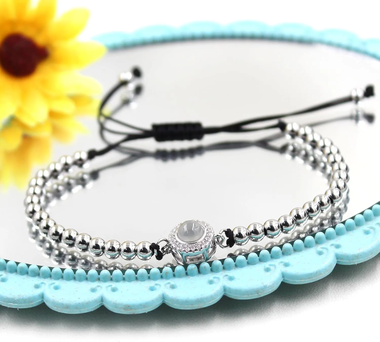 Uloveido Mom Daughter Bracelets 100 Languages I Love You Projection Bracelet Round Metal Brass Beads Bracelet for Mother and Daughter YA4761
