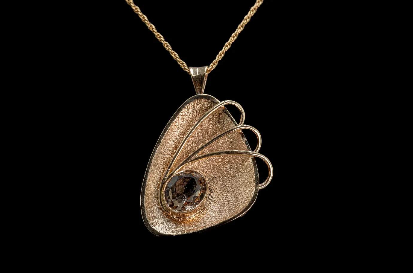 Unique 9ct Yellow Gold Smokey Quartz Pendant/Brooch