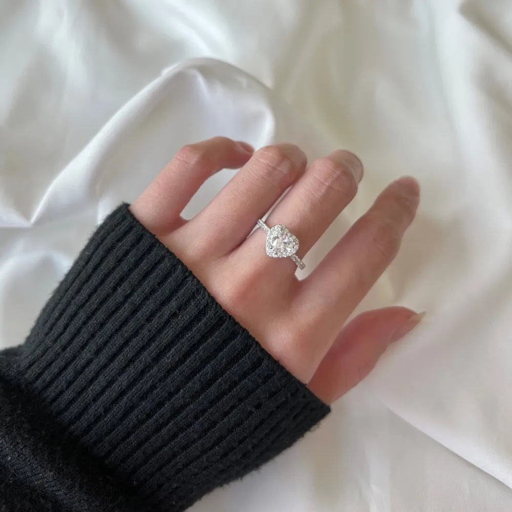 Versailles Heart Ring