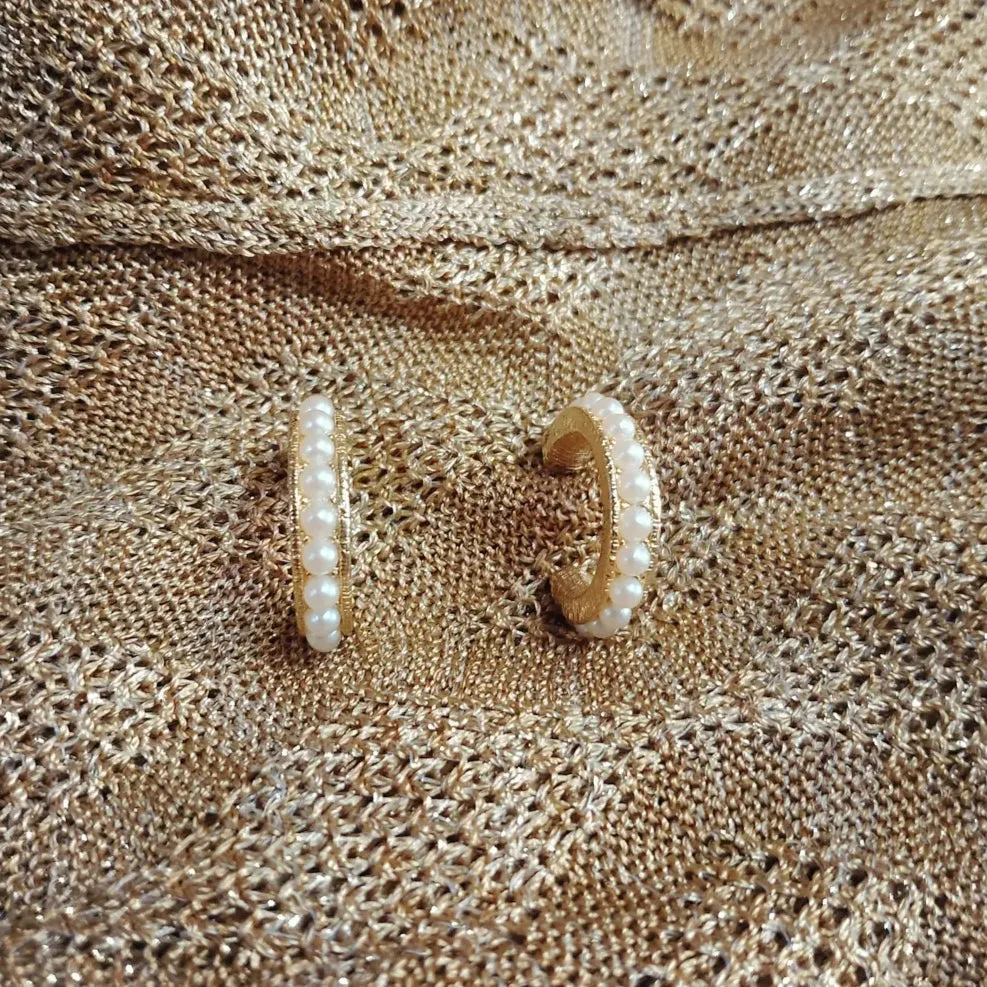 Vintage seed pearl hoop earrings