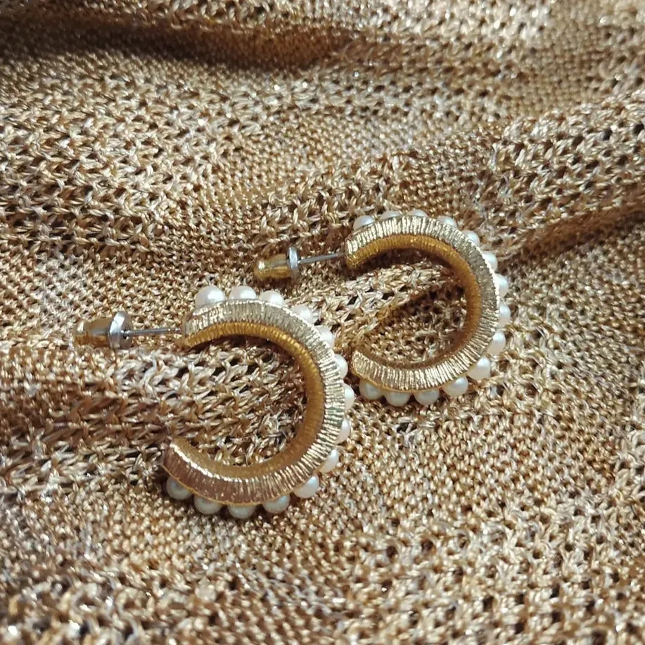 Vintage seed pearl hoop earrings